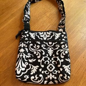 Nice shoulder bag by Thirty-One
